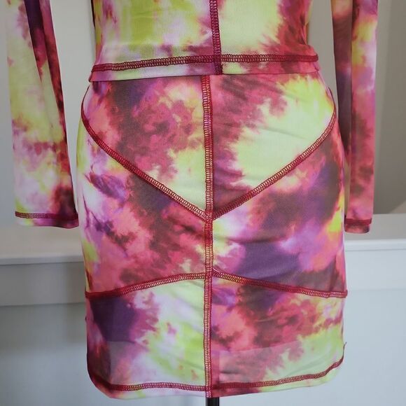 Dolls Kill Club EXX Top with matching Skirt Size M NWT - Picture 3 of 6